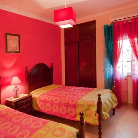 Villa Albufeira 4 *